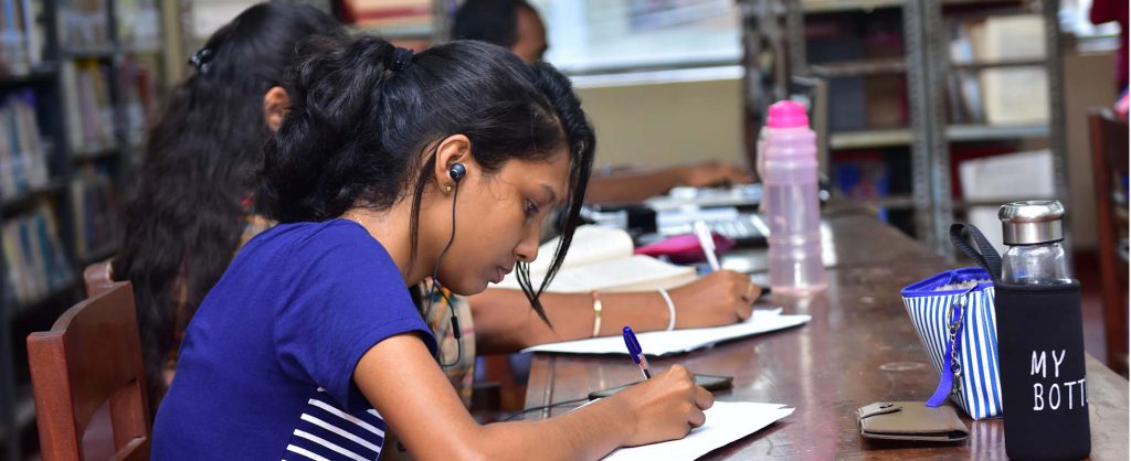 Usjp Library University of Sri Jayewardenepura - Library